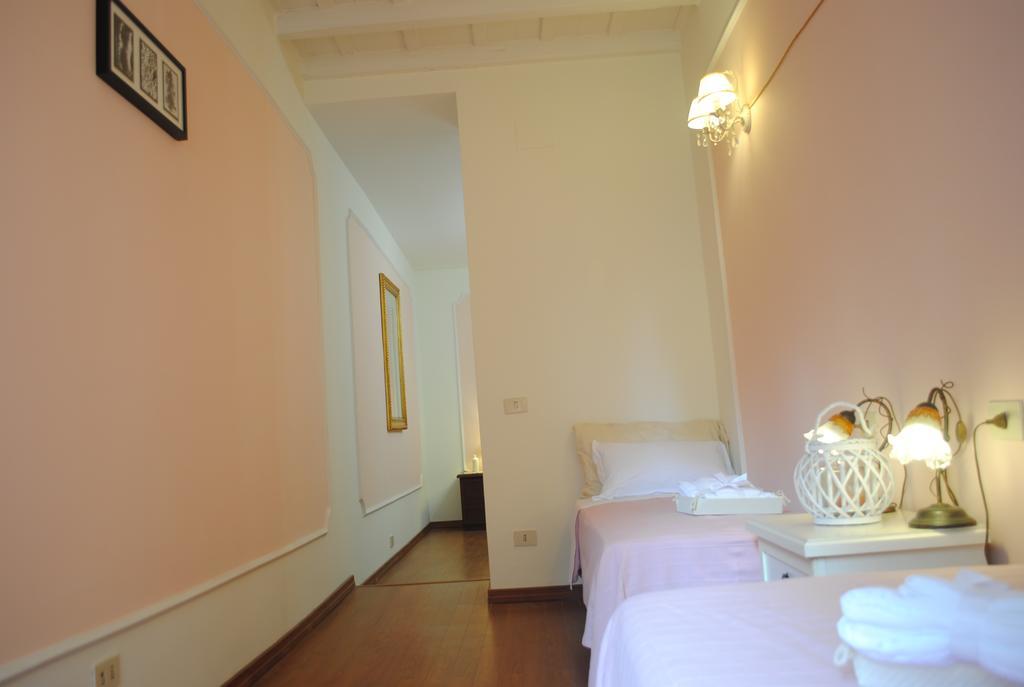 Dreaming Navona Rooms Roma Esterno foto