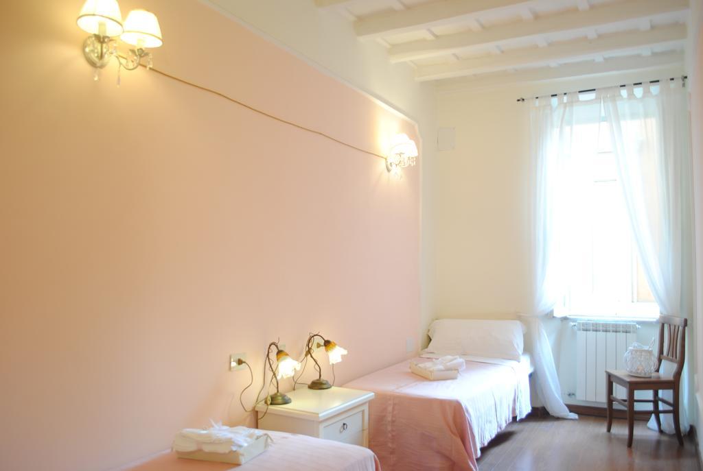 Dreaming Navona Rooms Roma Esterno foto